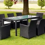 Mobili da giardino in rattan sintetico: design attuale e facile manutenzione